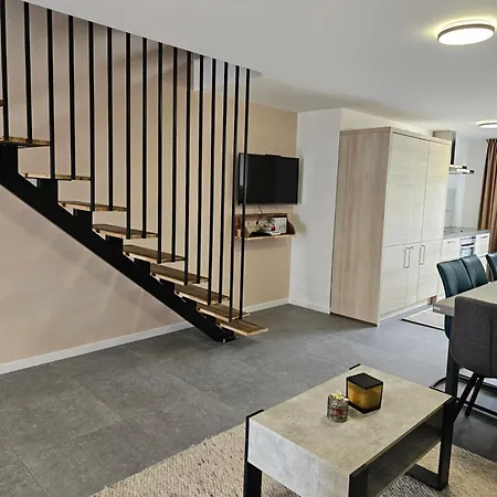 Gribomont Loft Apartmán *